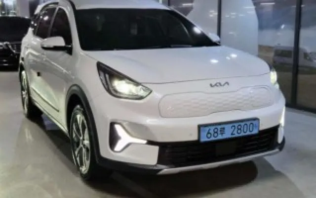 디올뉴니로EV 중고차 니로 플러스 EV 어스 매물 사진 7 - 2023/04 52,164km