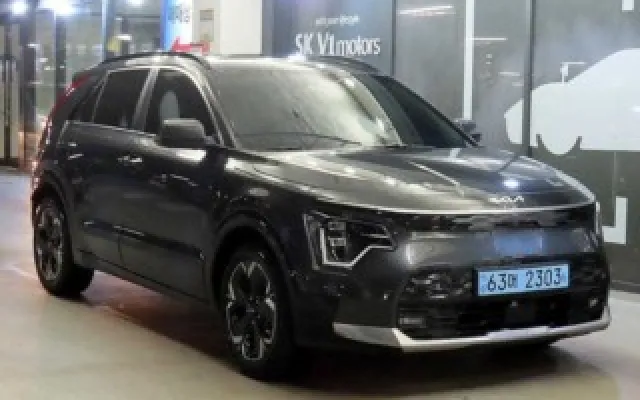 디올뉴니로EV 중고차 디 올 뉴 니로 EV 어스 매물 사진 8 - 2022/06 62,380km