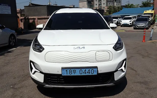 디올뉴니로EV 중고차 니로 플러스 EV 에어 매물 사진 18 - 2022/08 161,590km