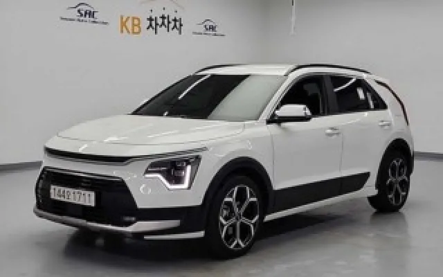 디올뉴니로EV 중고차 디 올 뉴 니로 시그니처 매물 사진 14 - 2025/03 2,295km